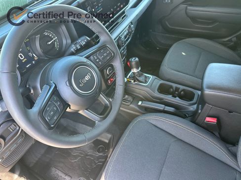 Certified 2025 Jeep Wrangler Unlimited Sport S 4xe AWD/4WD image 11