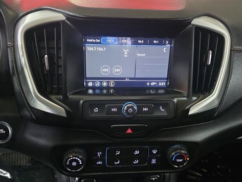 Used 2018 GMC Terrain SLE image 15