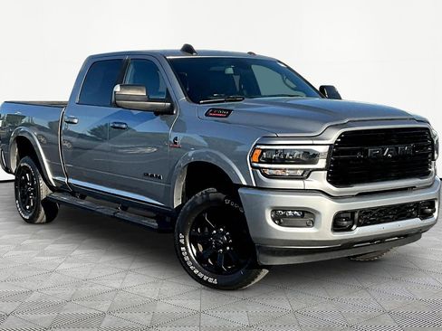Used 2022 RAM 3500 Laramie w/ Night Edition AWD/4WD image 3