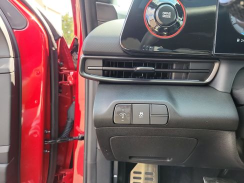 New 2025 Hyundai Elantra N Line image 21