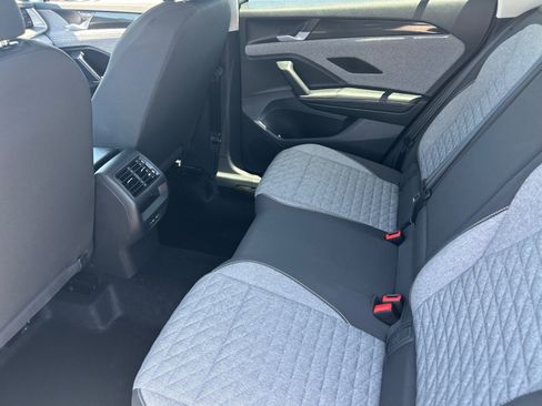 Used 2026 Volkswagen Tiguan S FWD image 17