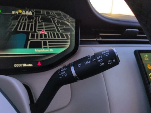 New 2026 Land Rover Range Rover Long Wheelbase Autobiography image 26