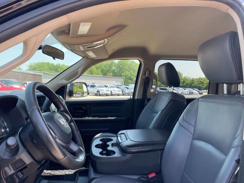 Used 2020 RAM 5500 Tradesman w/ Chrome Appearance Group image 17