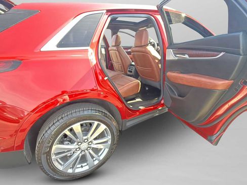 Used 2025 Cadillac XT5 Premium Luxury w/ Technology Package image 49