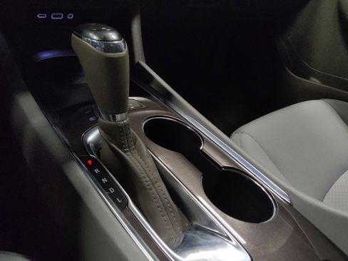 Used 2020 Chevrolet Malibu LT FWD image 26