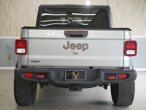 Used 2020 Jeep Gladiator Rubicon w/ Cold Weather Group image 9