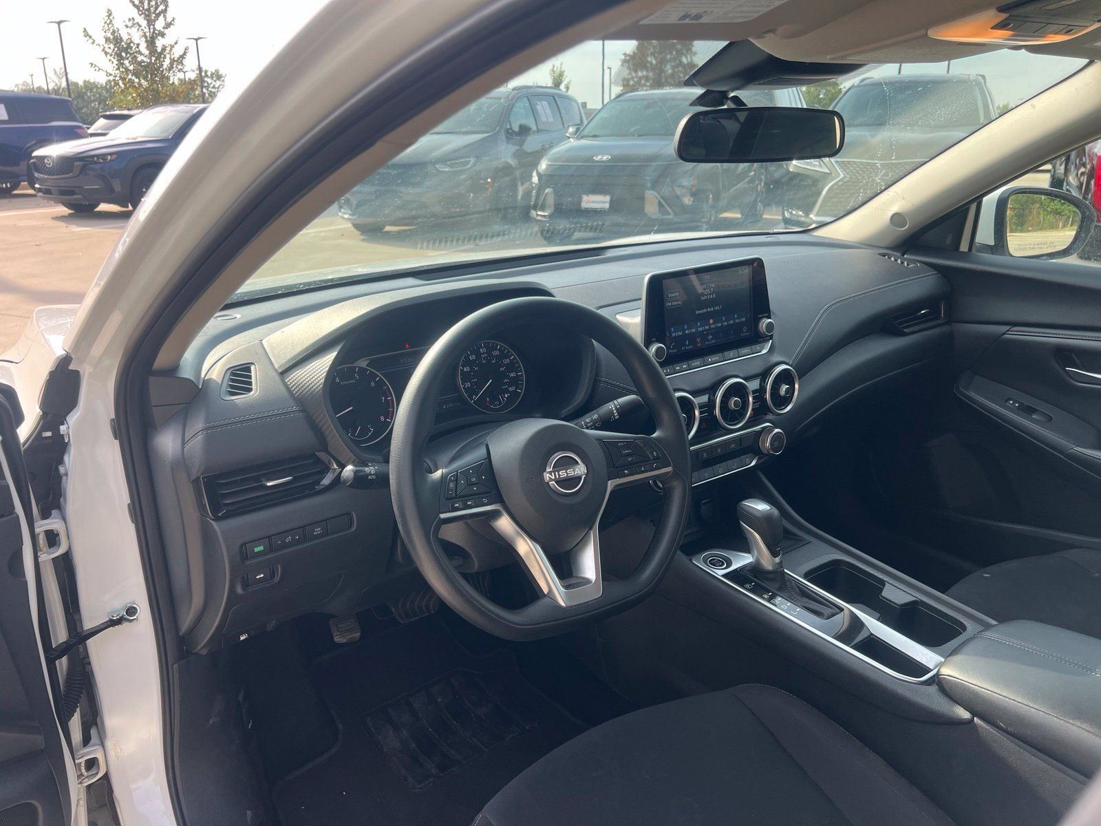 Used 2025 Nissan Sentra SV FWD image 20