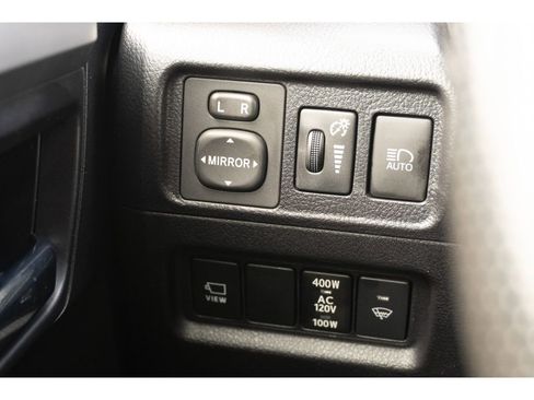 Used 2023 Toyota 4Runner Limited image 31