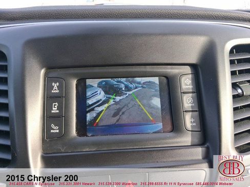Used 2015 Chrysler 200 Limited w/ Convenience Group image 17