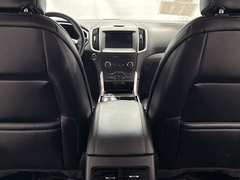 Certified 2019 Ford Edge SEL w/ Equipment Group 201A image 35