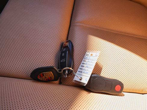 Used 2021 Porsche Macan S image 43