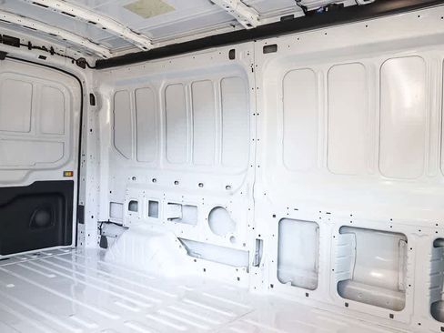 New 2026 Ford Transit 250 148 Medium Roof image 19