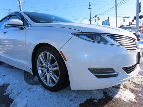 Used 2016 Lincoln MKZ AWD w/ Equipment Group 300A Reserve image 18
