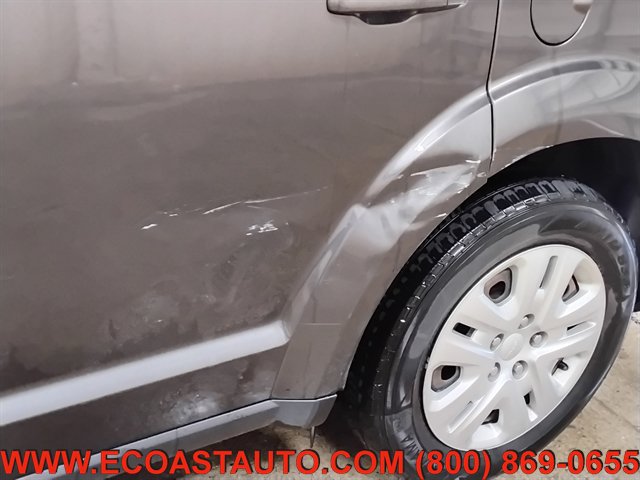 Used 2018 Dodge Journey SE w/ Connectivity Group FWD image 18