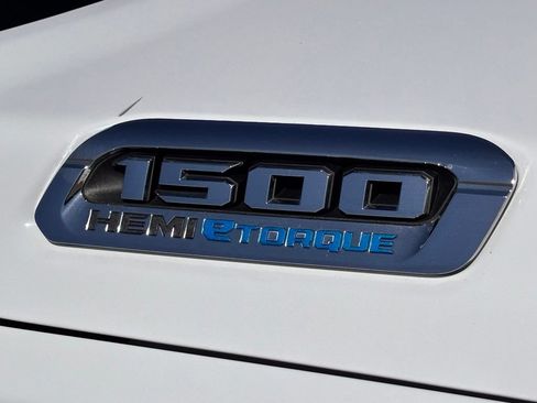 Used 2024 RAM 1500 Laramie RWD image 4