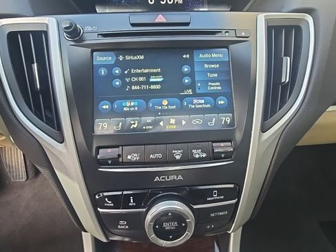 Used 2020 Acura TLX image 21