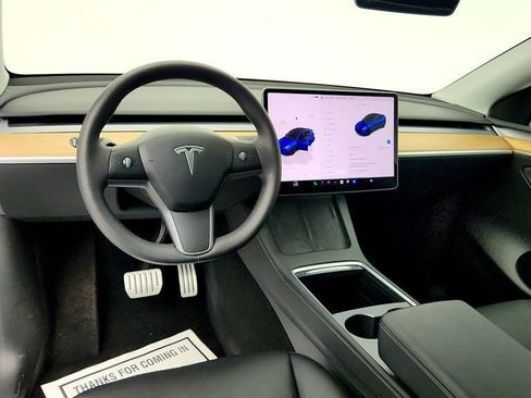 Used 2023 Tesla Model Y Performance AWD/4WD image 13