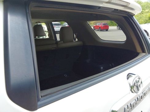 Used 2013 Toyota 4Runner SR5 w/ Premium Pkg AWD/4WD image 13