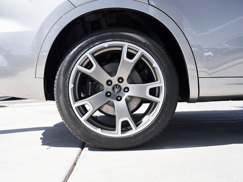 Used 2022 Maserati Levante Modena image 9