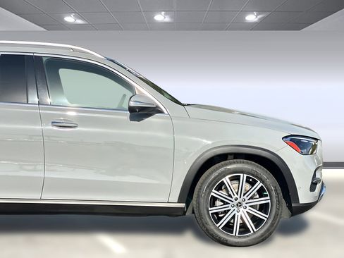 Used 2024 Mercedes-Benz GLE 350 4MATIC image 35