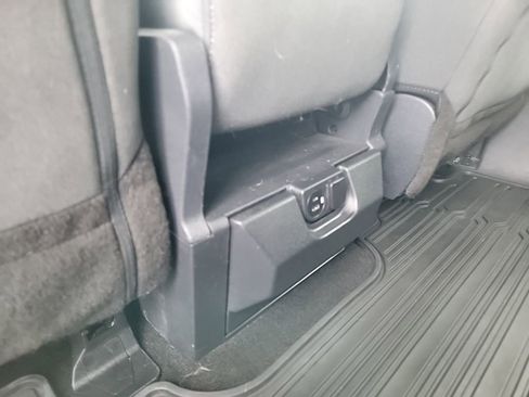 Used 2021 Ford F150 XLT w/ Equipment Group 302A High image 34