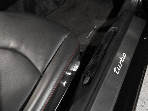 Used 2011 Porsche 911 4 Cabriolet AWD/4WD image 33