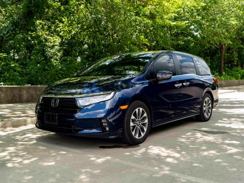 Used 2023 Honda Odyssey EX-L image 5