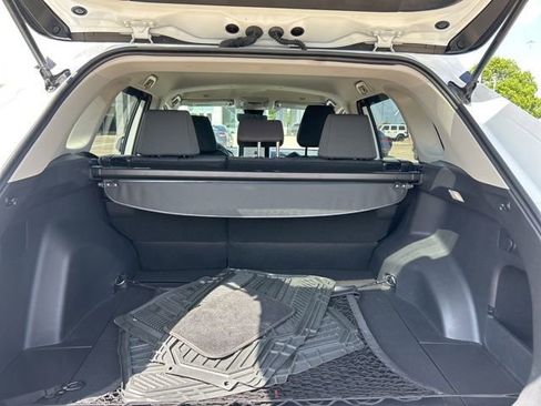 Used 2025 Toyota RAV4 XLE image 8