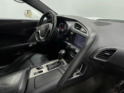 Used 2016 Chevrolet Corvette Stingray Convertible w/ 3LT Preferred Equipment Group image 20