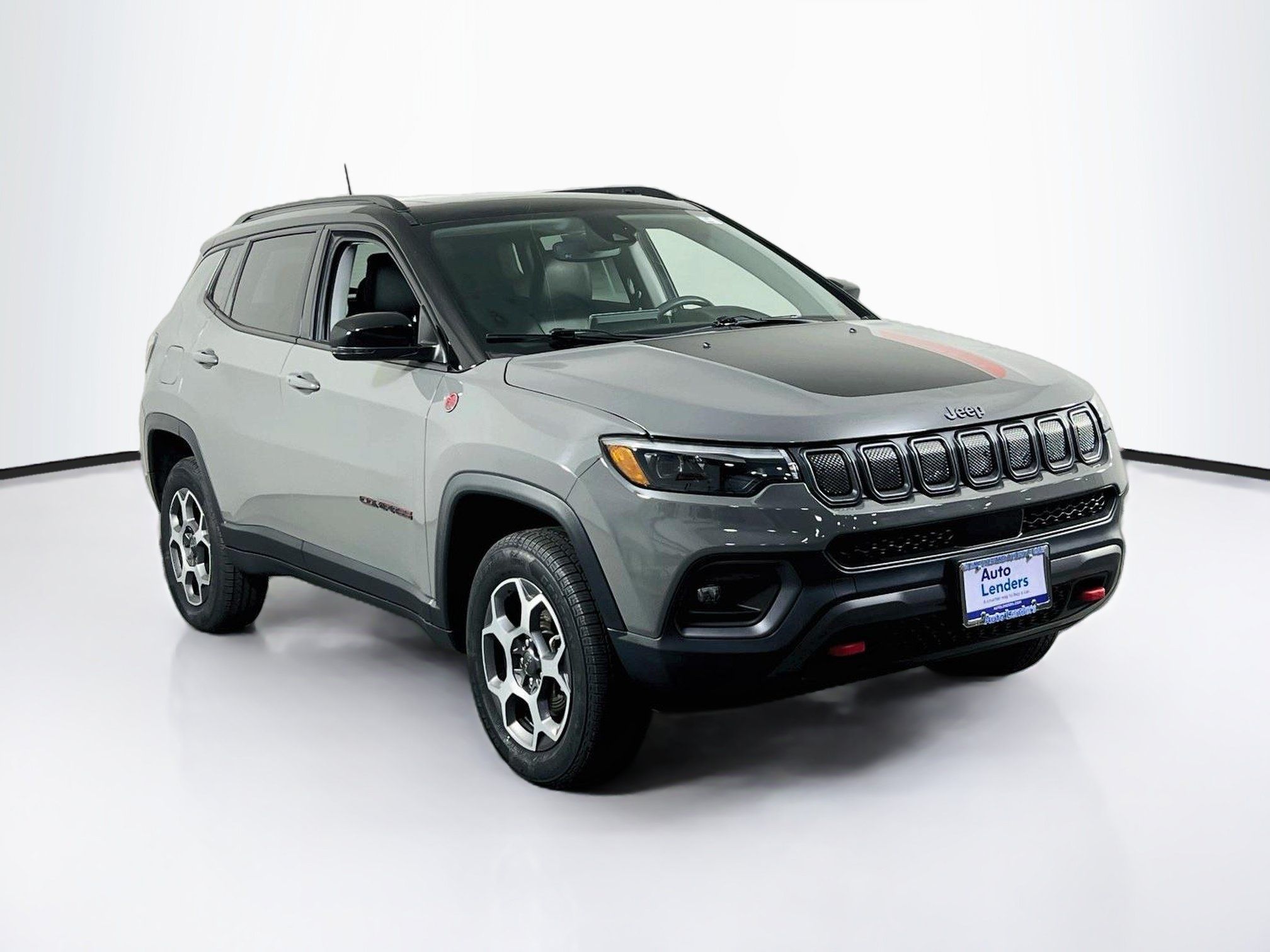 Used 2022 Jeep Compass Trailhawk w/ Trailhawk Elite Group AWD/4WD image 3