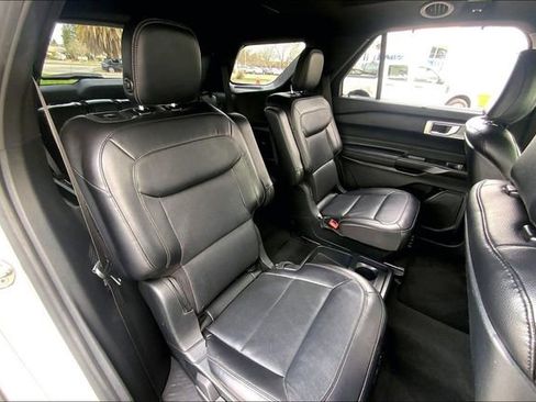 Used 2020 Ford Explorer Limited w/ Class III Trailer Tow Package image 27