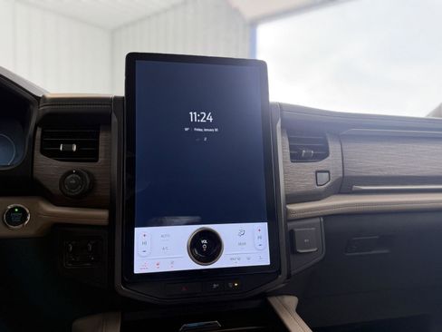 Certified 2023 Ford Expedition Limited image 16