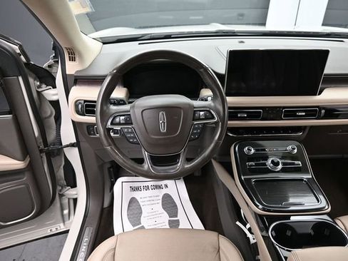 Used 2022 Lincoln Nautilus Reserve AWD/4WD image 20