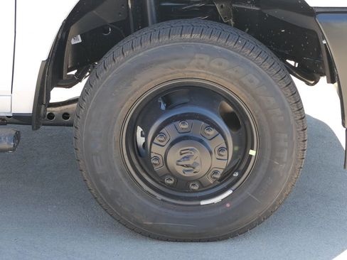 New 2026 RAM 3500 Tradesman image 25