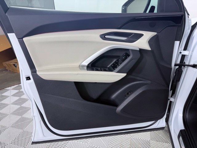 Certified 2025 Audi Q5 Premium w/ Convenience Package AWD/4WD image 15