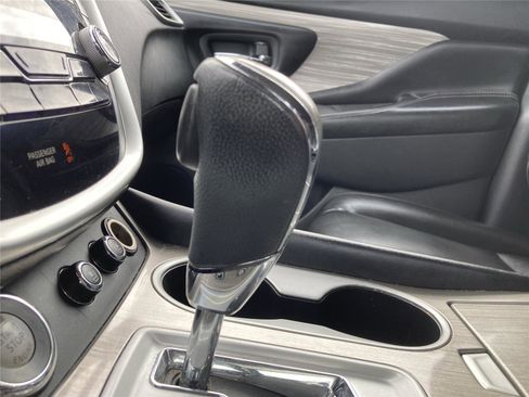 Used 2017 Nissan Murano Platinum w/ Platinum Technology Package image 18