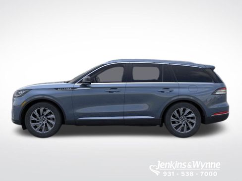New 2026 Lincoln Aviator AWD image 3