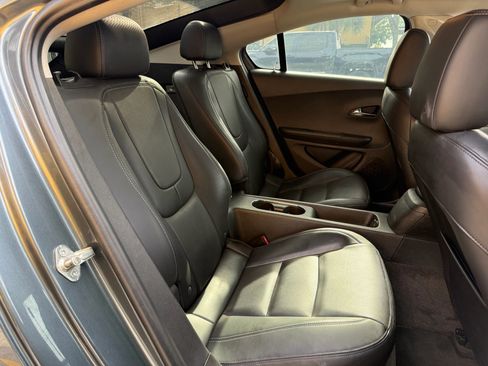 Used 2012 Chevrolet Volt Premium w/ Premium Trim Package image 14