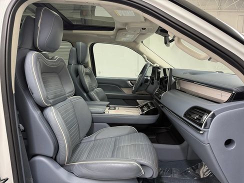 Used 2022 Lincoln Navigator Black Label AWD/4WD image 62