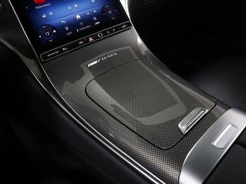 Certified 2025 Mercedes-Benz GLC 43 AMG 4MATIC image 21