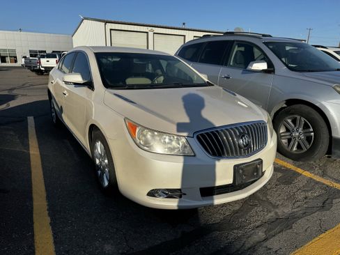 Used 2013 Buick LaCrosse Leather FWD image 1