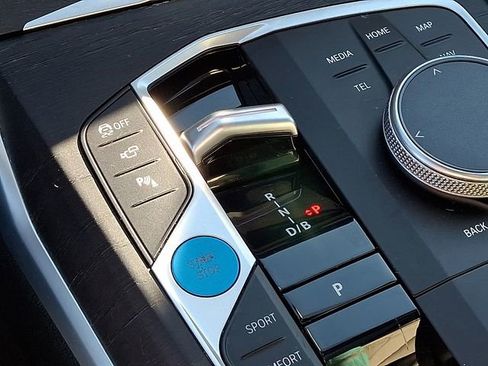 Used 2023 BMW i4 eDrive35 w/ Premium Package image 19