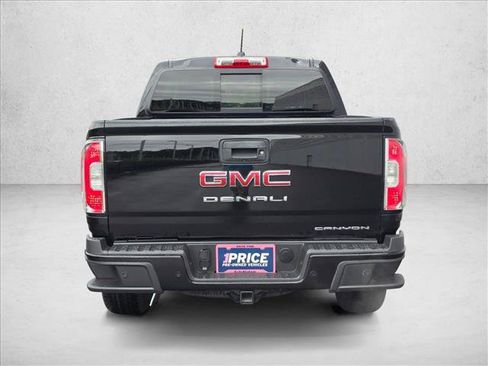 Used 2022 GMC Canyon Denali w/ Denali Black Edition Package AWD/4WD image 6