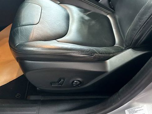 Used 2016 Jeep Cherokee Limited image 20