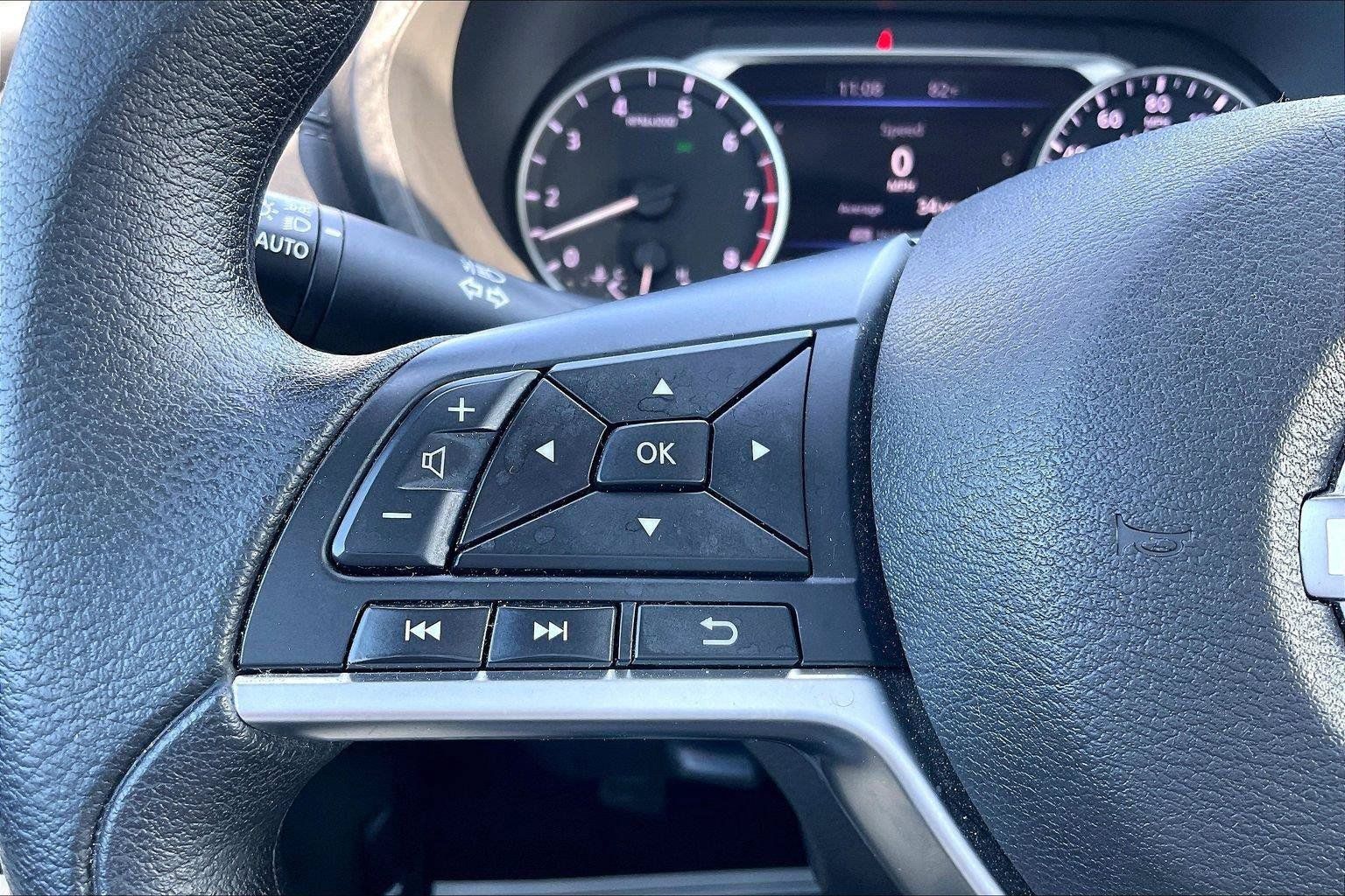 Certified 2025 Nissan Sentra SV w/ Trunk Package FWD image 19