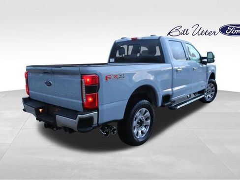 New 2026 Ford F250 Lariat w/ Chrome Package image 3