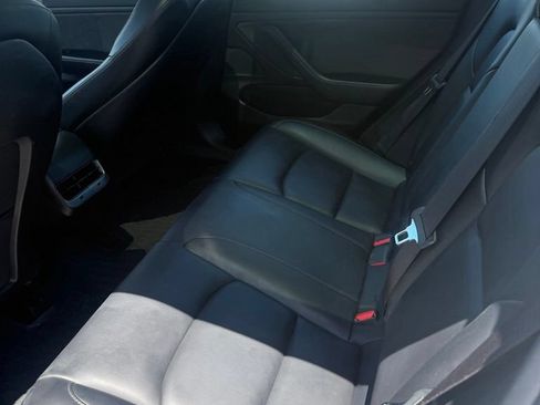 Used 2019 Tesla Model 3 Standard Range Plus RWD image 16