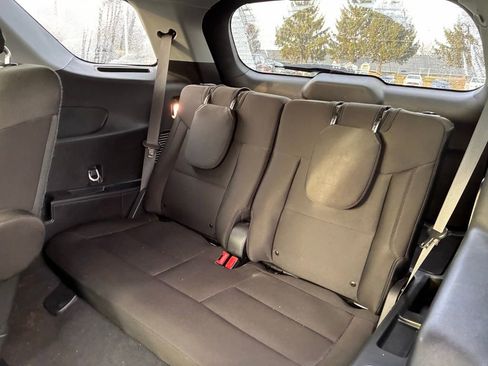 Used 2023 Ford Explorer XLT image 15