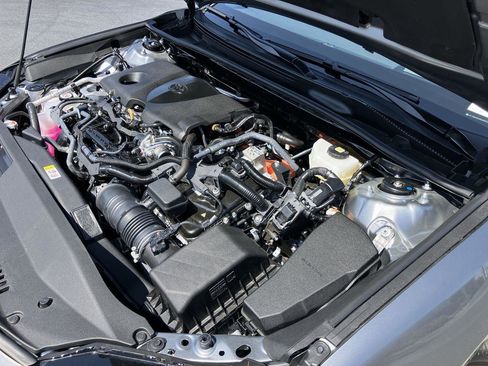 Used 2025 Toyota Camry XSE w/ Premium Plus Package image 36