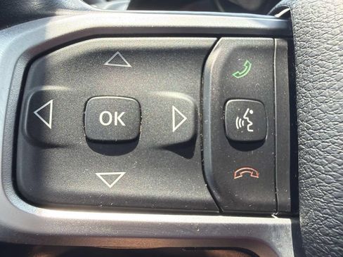 Used 2022 RAM 1500 Big Horn AWD/4WD image 16